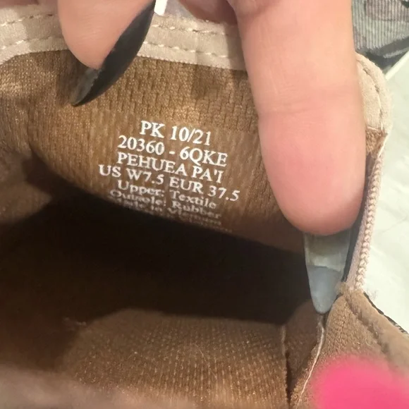 OluKai Women's Pehuea Pai Shoes - Picture 5 of 8